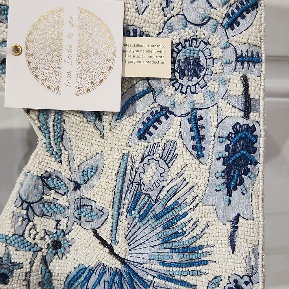 💙🔹️ Made In India Viral blue and white floral beaded bamboo handle bag ✨️💙 - Picture 4 of 10